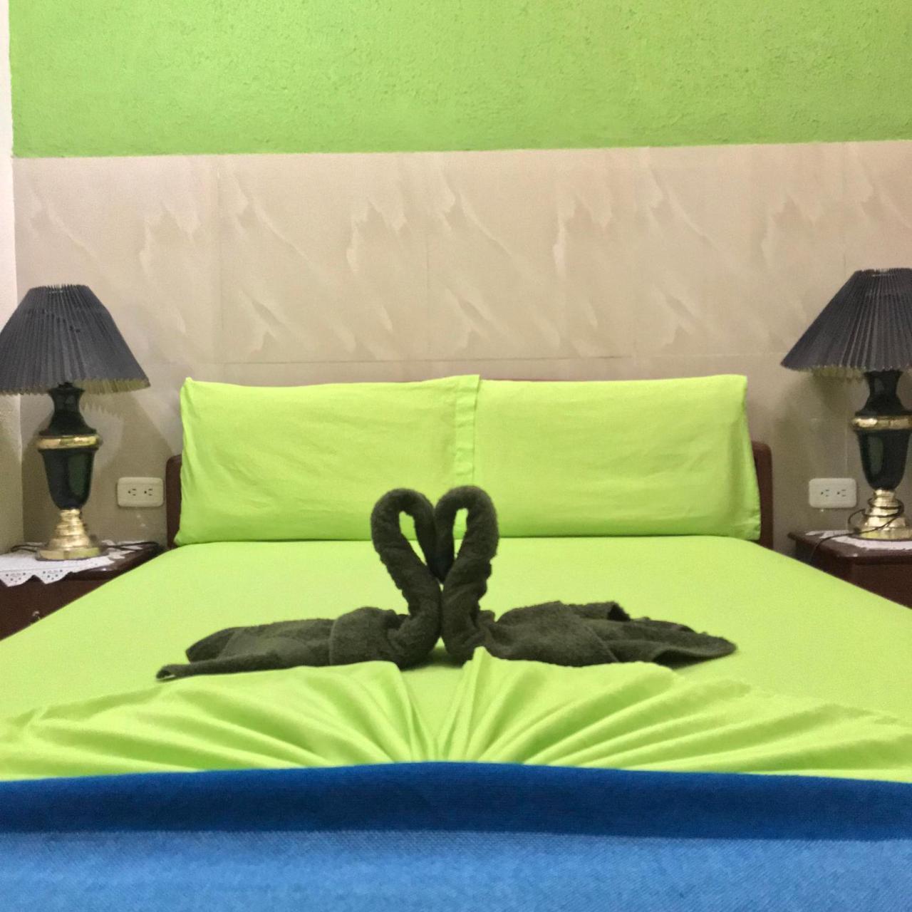 Hostal Puerto Azul มันตา ภายนอก รูปภาพ